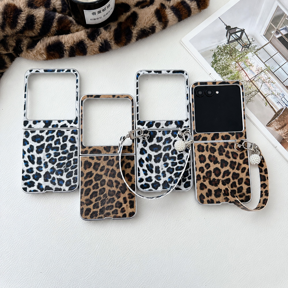 Travel Accessories Pink - Leopard Print Folding Flip Phone Case