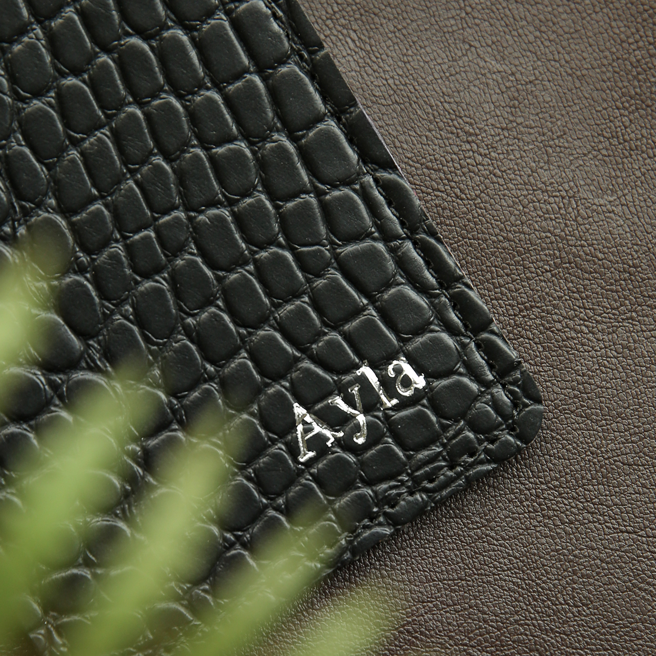 Personalized Custom Name Croc  - Travel Accessories Pink avis et prix