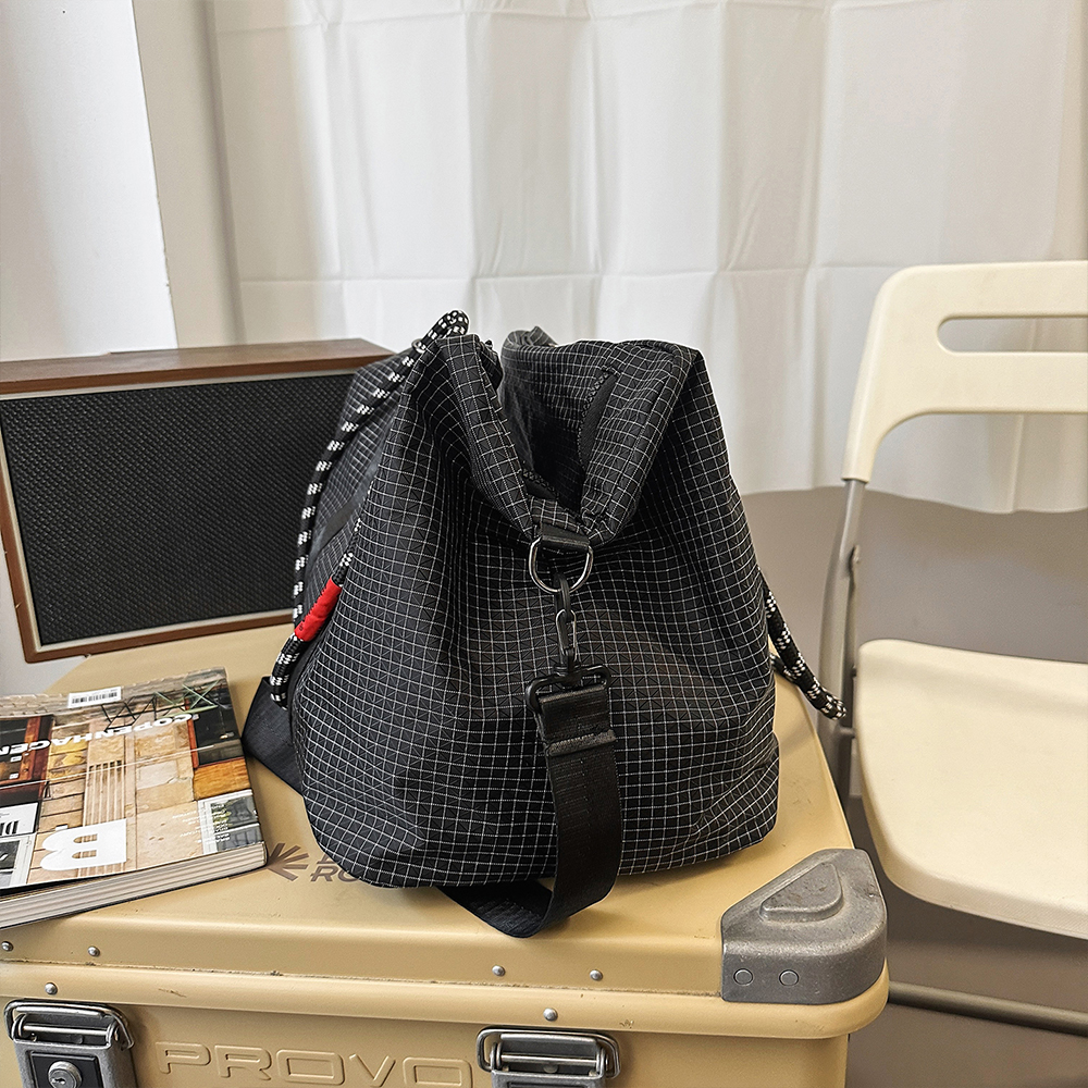 Travel Bag, Lightweight Short- - Travel Accessories B&M avis et prix